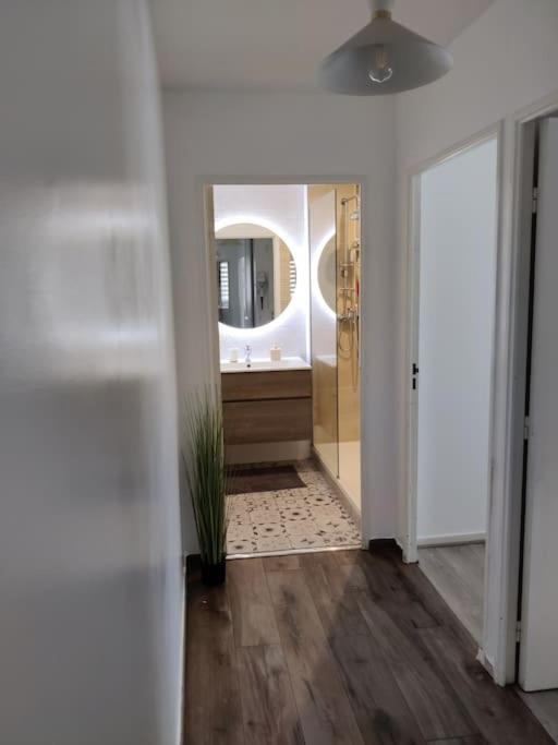 Апартаменты App 5 Pers, Parking, 3Mn Rer A, 40 Mn Du Centre De Paris, Cergy Le Haut Экстерьер фото