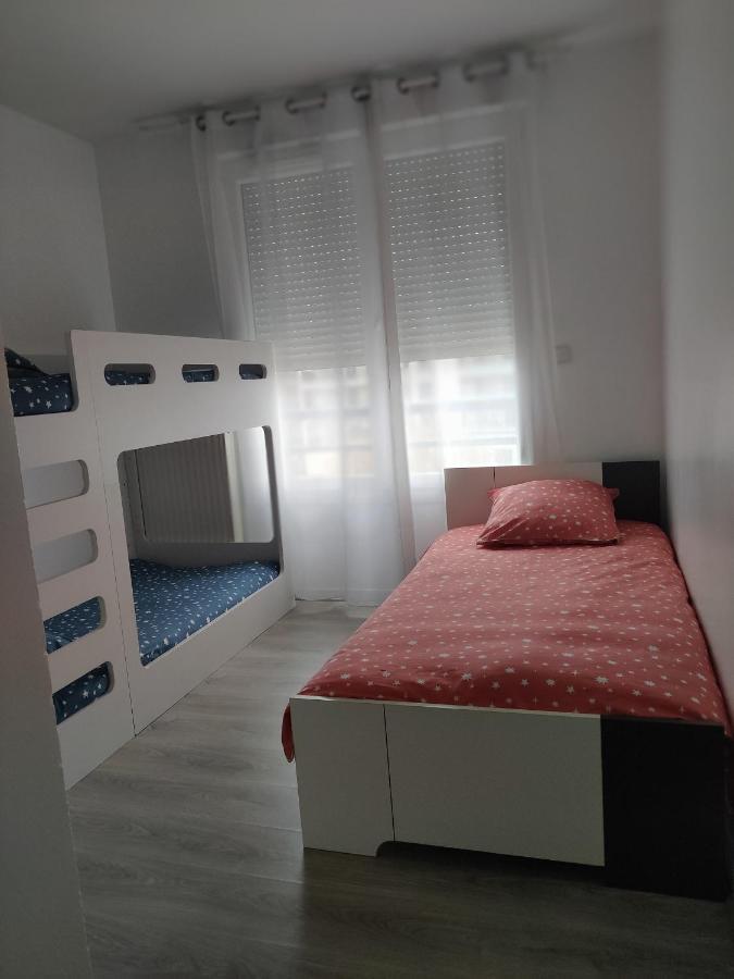 Апартаменты App 5 Pers, Parking, 3Mn Rer A, 40 Mn Du Centre De Paris, Cergy Le Haut Экстерьер фото